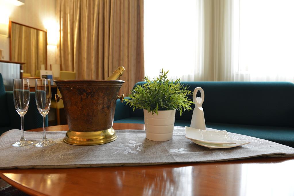 Hotel Karpos سكوبجي المظهر الخارجي الصورة